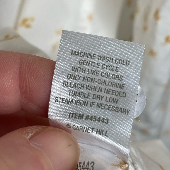 Garnet Hill Signature Organic-Pima-Cotton Shirt Cottagecore in Yellow Floral 12 - Picture 10 of 11